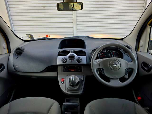 2010 Renault Kangoo – thumbnail 2