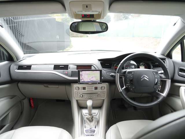 2008 Citroën C5 Sedan – thumbnail 4