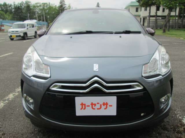 2010 Citroën DS3 – thumbnail 2