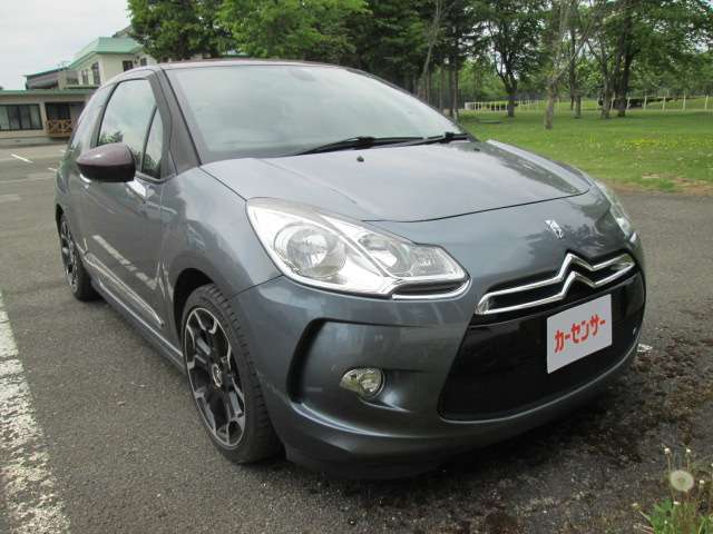 2010 Citroën DS3 – thumbnail 3