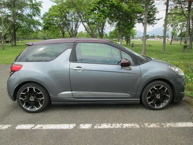 2010 Citroën DS3 – thumbnail 4