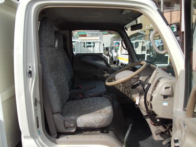 2007 Hino Dutro – thumbnail 4
