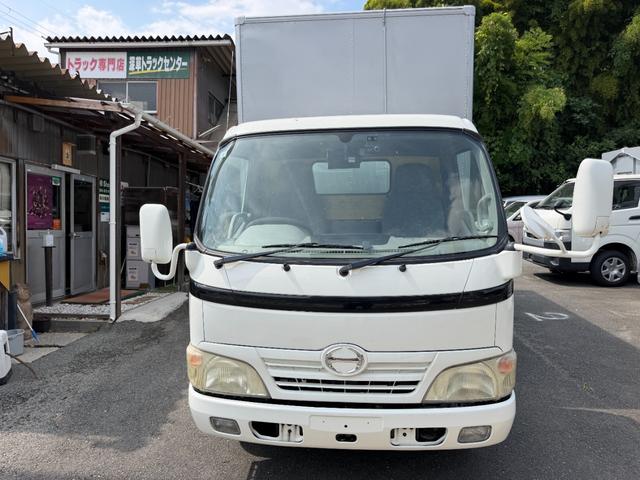 2011 Hino Dutro – thumbnail 2