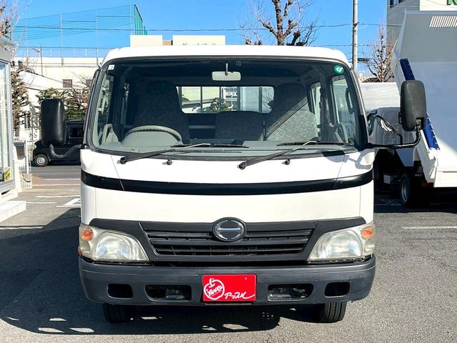 2011 Hino Dutro – thumbnail 3