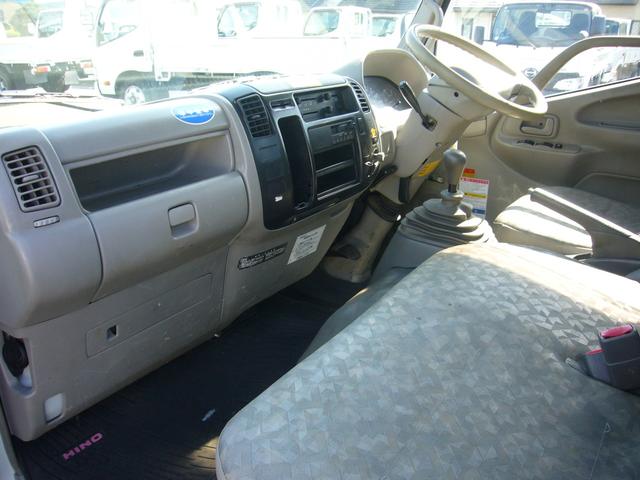 2010 Hino Dutro – thumbnail 3