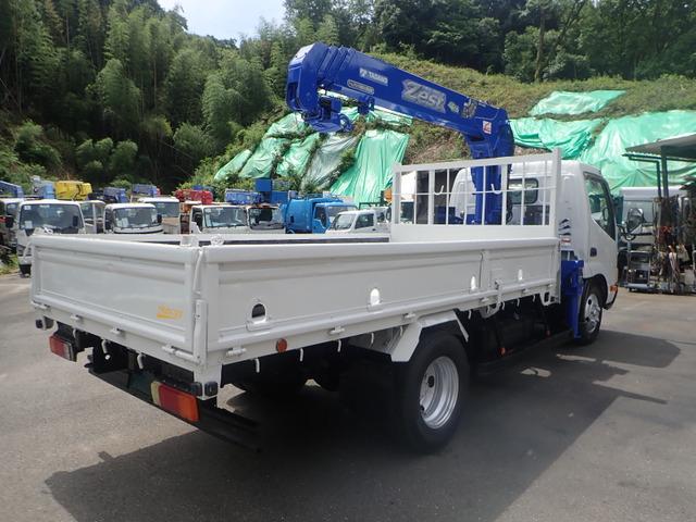 2010 Hino Dutro – thumbnail 2