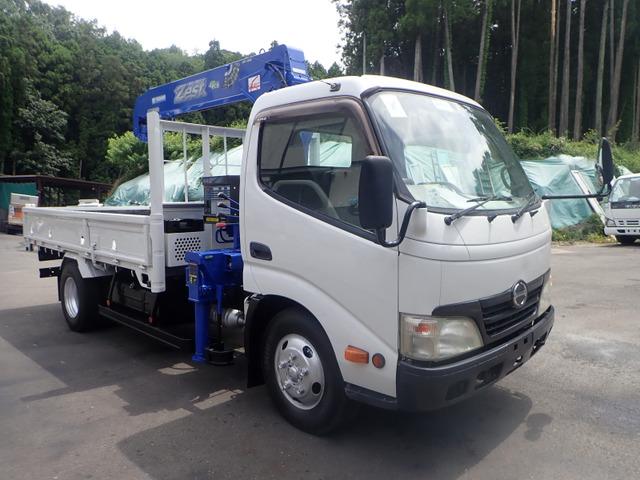 2010 Hino Dutro – thumbnail 3