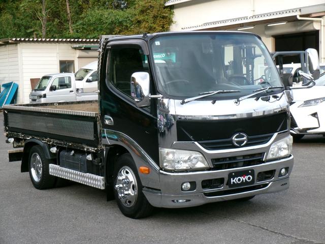 2011 Hino Dutro