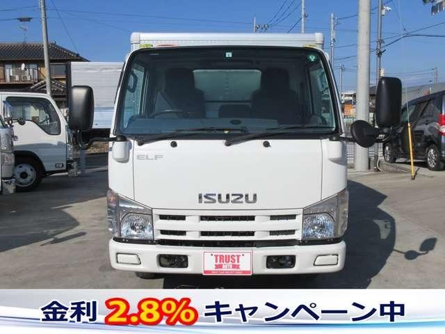 2009 Isuzu Elf – thumbnail 2