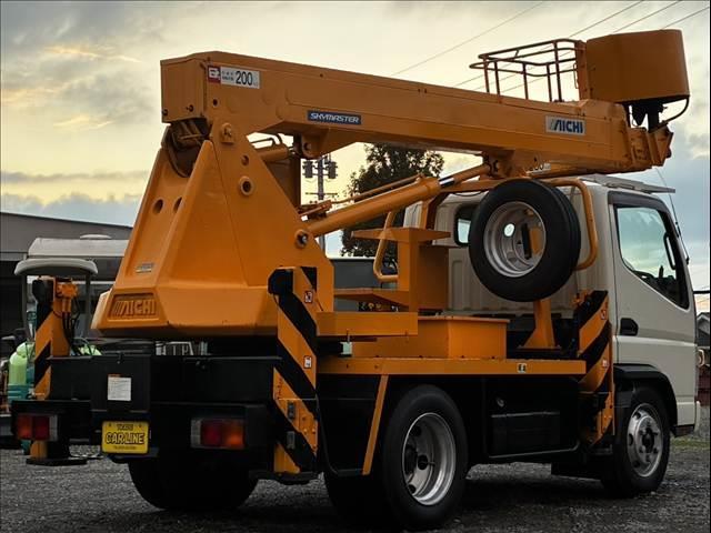 2009 Mitsubishi Fuso Canter – thumbnail 2