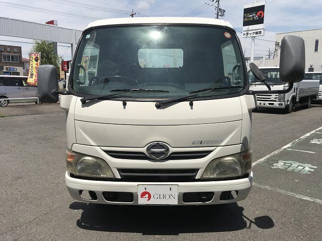 2011 Hino Dutro – thumbnail 2