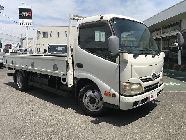 2011 Hino Dutro – thumbnail 3