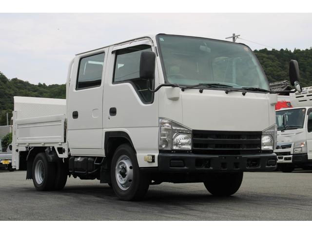 2010 Isuzu Elf – thumbnail 4