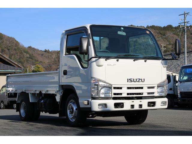 2010 Isuzu Elf – thumbnail 3
