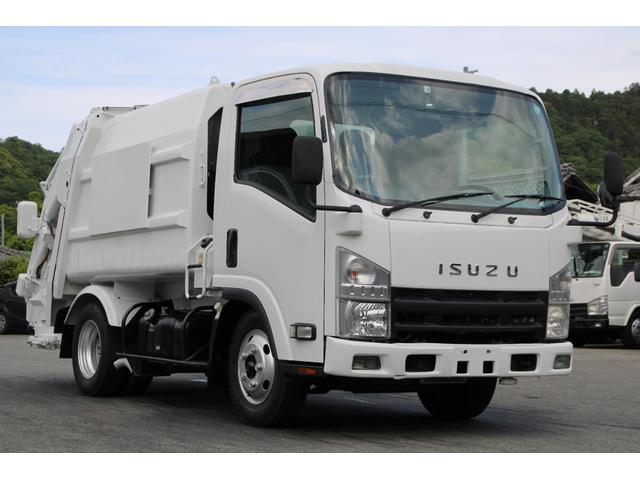 2010 Isuzu Elf – thumbnail 3