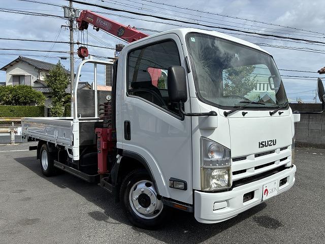 2011 Isuzu Elf – thumbnail 3