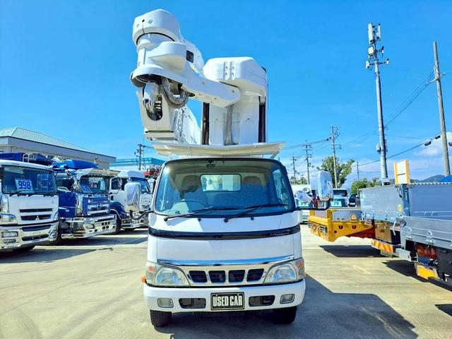 2010 Toyota Dyna – thumbnail 3