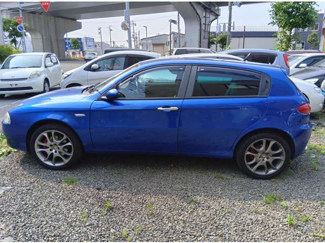 2010 Alfa Romeo 147 – thumbnail 2