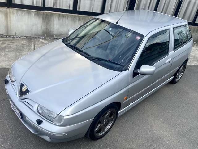2001 Alfa Romeo 145 – thumbnail 2