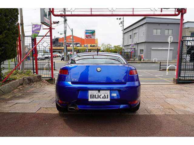 2010 Alfa Romeo GT – thumbnail 3
