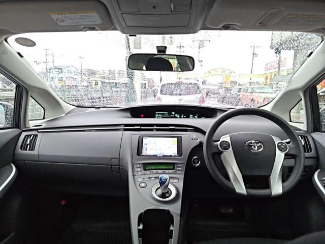 2010 Toyota Prius – thumbnail 3