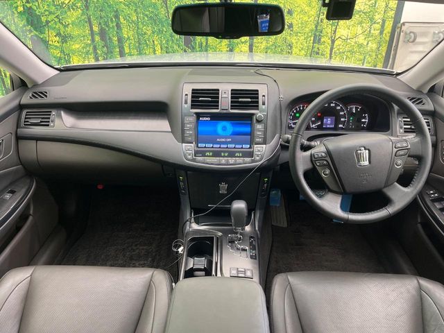 2008 Toyota Crown Athlete – thumbnail 2