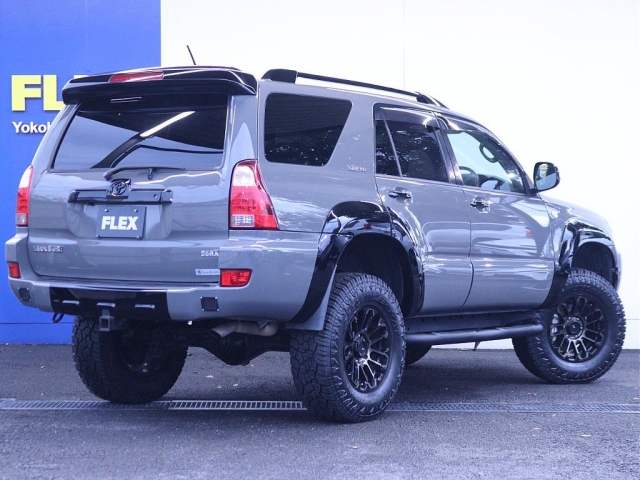 2006 Toyota Hilux Surf – thumbnail 2