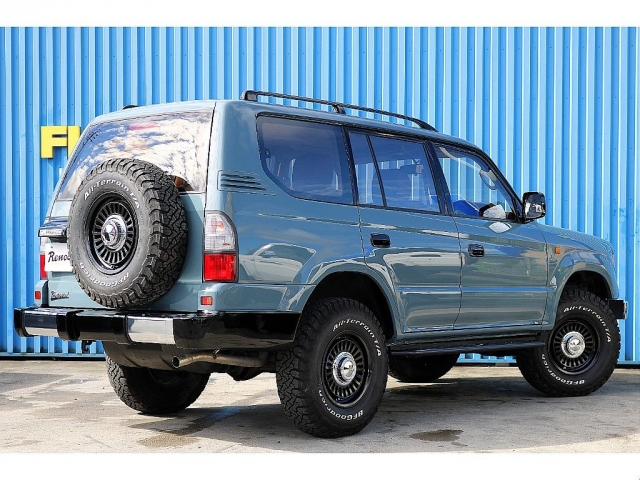2002 Toyota Land Cruiser Prado – thumbnail 3