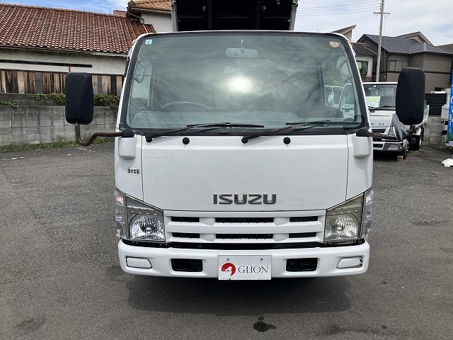 2011 Isuzu Elf – thumbnail 2