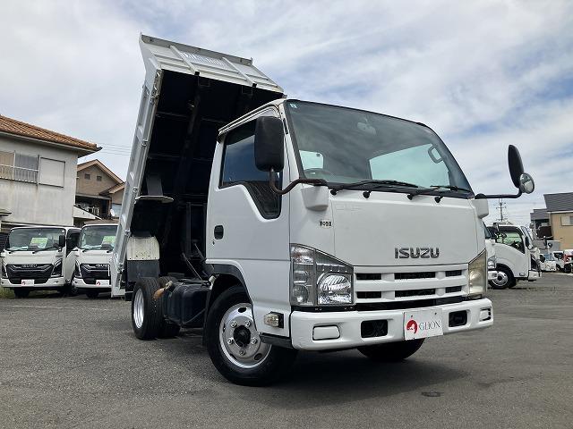 2011 Isuzu Elf – thumbnail 3