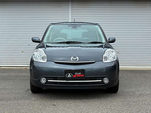 2011 Mazda Verisa – thumbnail 2