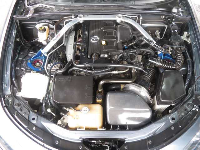 2011 Mazda Roadster – thumbnail 2