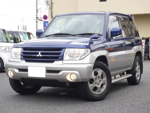 2003 Mitsubishi Pajero iO