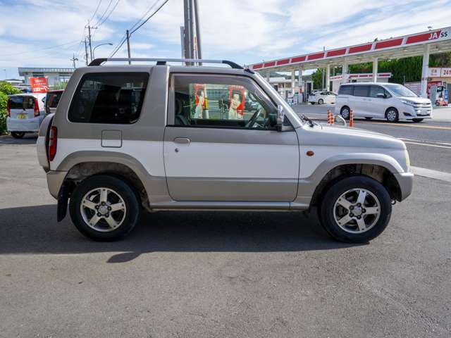 2005 Mitsubishi Pajero Mini – thumbnail 4