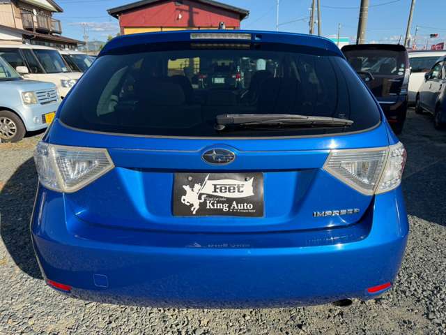 2011 Subaru Impreza Hatchback – thumbnail 4