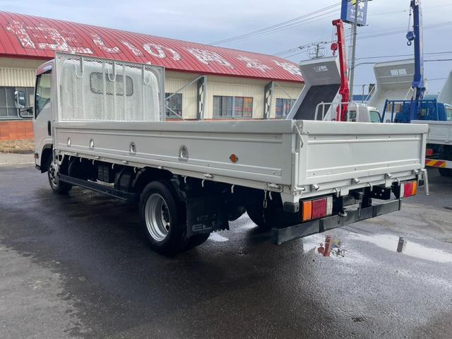 2008 Isuzu Elf – thumbnail 4