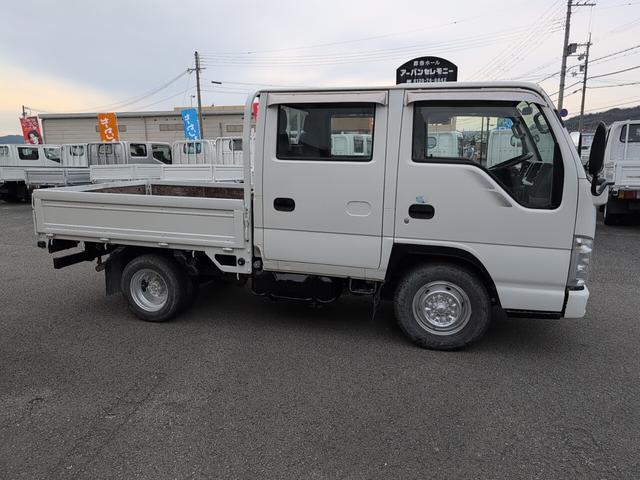 2008 Isuzu Elf – thumbnail 3