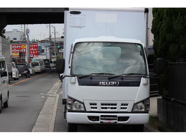 2005 Isuzu Elf – thumbnail 2