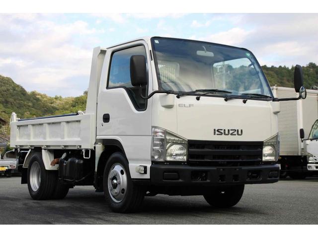 2011 Isuzu Elf – thumbnail 4