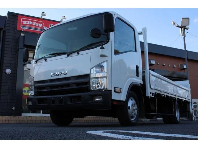 2011 Isuzu Elf