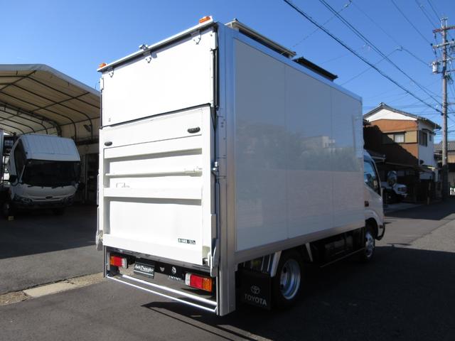 2009 Toyota ToyoAce – thumbnail 4
