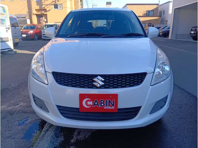 2011 Suzuki Swift – thumbnail 2