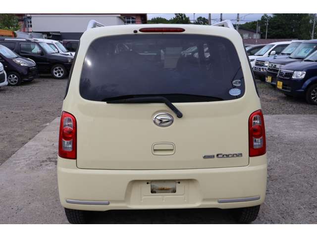 2011 Daihatsu Mira Cocoa – thumbnail 4