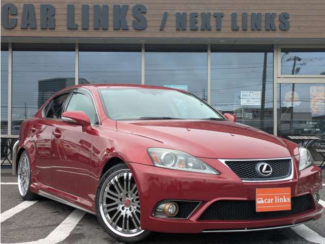 2011 Lexus IS – thumbnail 4
