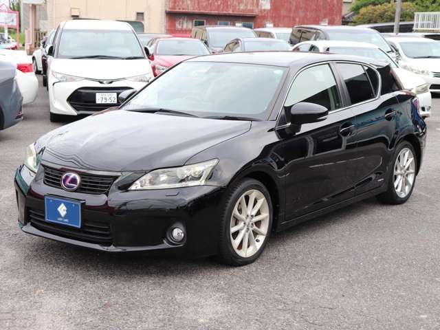 2011 Lexus CT – thumbnail 2