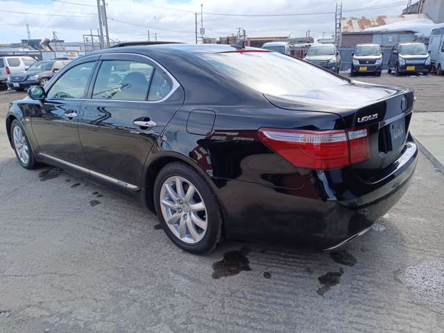 2007 Lexus LS Hybrid – thumbnail 4