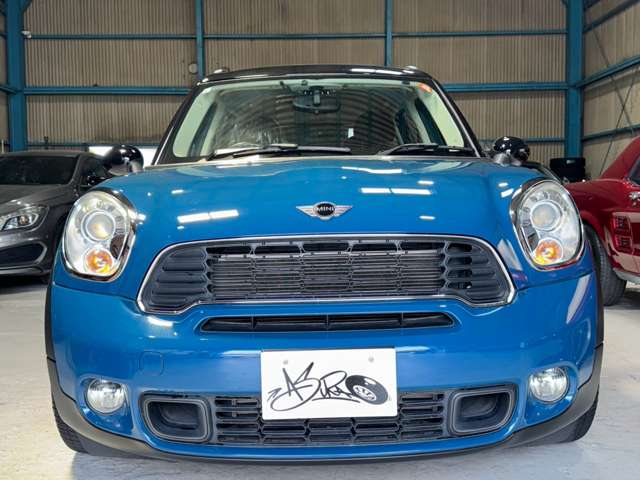 2011 MINI MINI Crossover – thumbnail 3