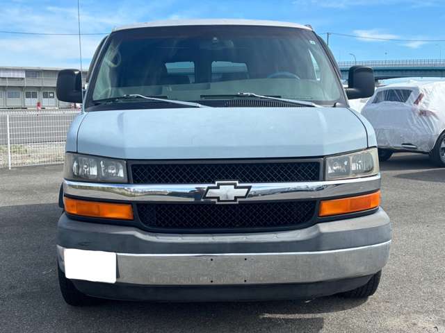 2005 Chevrolet Express – thumbnail 2