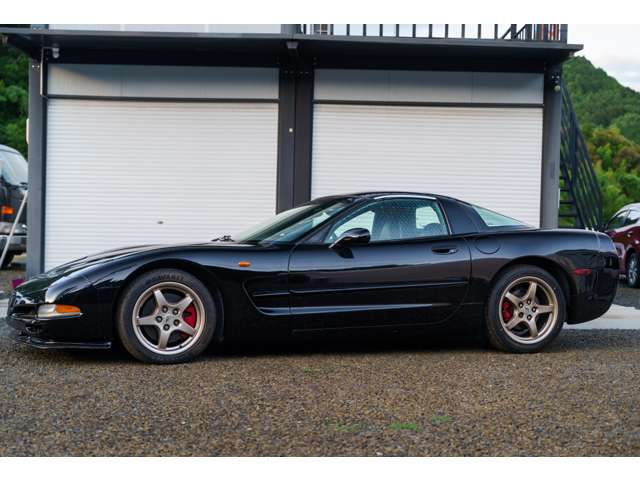 1997 Chevrolet Corvette – thumbnail 4