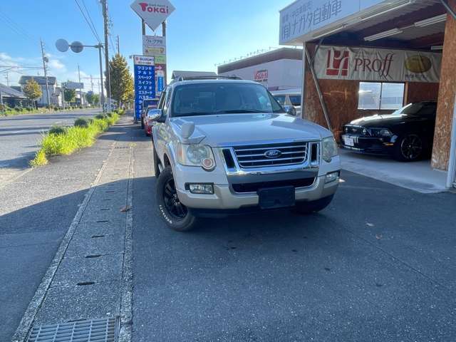 2009 Ford Explorer – thumbnail 3